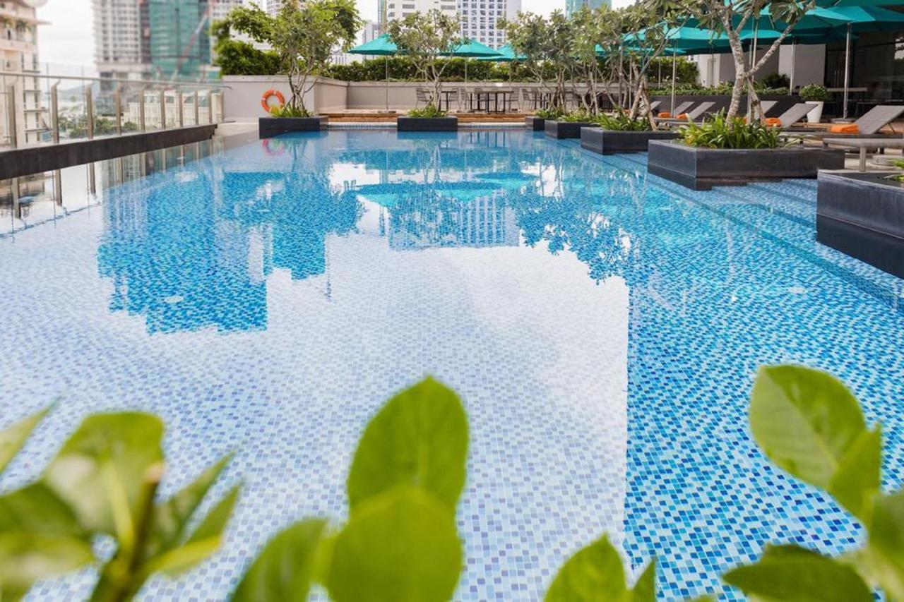 Parama Apartments Balcony Beachfront Nha Trang Esterno foto
