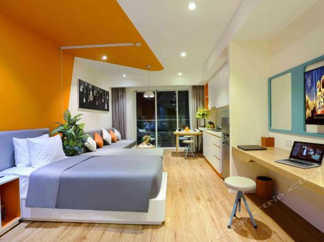 Parama Apartments Balcony Beachfront Nha Trang Esterno foto