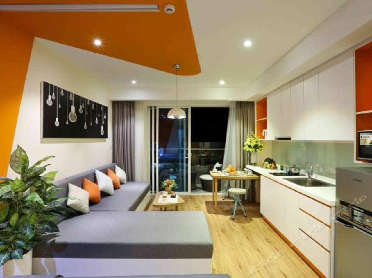 Parama Apartments Balcony Beachfront Nha Trang Esterno foto